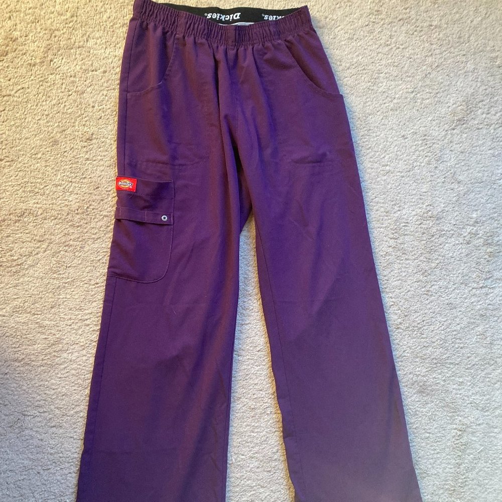 Scrub pants